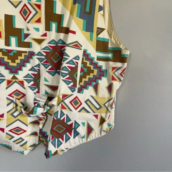 At last! Vintage Aztec Print Button Front Vest multicolor sz Small - Picture 5 of 5